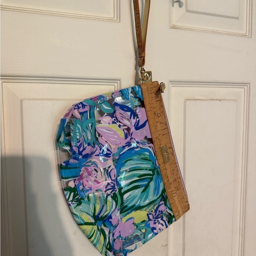 Lilly Pulitzer Multicolor Floral Large Clear Wristlet NWOT - Picture 4 of 11